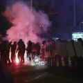 Hiljade navijača Bugarske na ulicama Sofije: Protest protiv fudbalskog saveza prerastao u nasilje FOTO