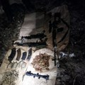 Uhapšen Avganistanac zbog krijumčarenja ljudi, policija zaplenila veliku količinu oružja