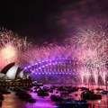 Spektakularno! Doček 2024. godine u Australiji: Više od milion ljudi prisustvovalo novogodišnjem vatrometu u Sidneju (video…
