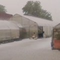 Crni oblaci idu ka Srbiji! Jako nevreme pogodilo Hrvatsku, grad veličine lešnika naneo ogromnu štetu (video)