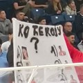 Mora li ovako? Vulgarna provokacija navijača Zvezde (FOTO)