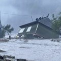Poplave u Rumuniji: Jedna osoba poginula, stotine ljudi evakuisano (FOTO)