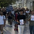 Sa protesta u Leskovcu poručeno „Nećemo stati, nećemo zaboraviti i nećemo prestati da pitamo“