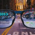Tržište pametnih naočara ulazi u žestoku trku: Apple i Google sledeće godine ulaze u bitku
