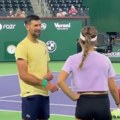 Najlepša svetska teniserka u društvu svog idola: Novak Đoković pripreme za Indijan Vels provodi sa teniskim čudom srpskog…