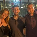 Novak Đoković u Rimu iznenadio porodicu Siniše Mihajlovića: Arijana i deca digli tri prsta uz Cecine hitove