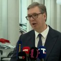 Predsednik Srbije obratio se iz Kine Vučić posetio fabriku Šaomi: Ovo je čudesno, sve robotizovano, automatizovano, skoro…