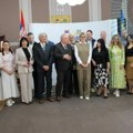 Udruženje koje postoji manje od dve godine uručilo trofej gradonačelniku Leskovca