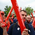Radnici Folksvagena širom Nemačke protestovali zbog plana kompanije da ukine 100.000 radnih mesta