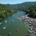 Uspešno završen centralni spust 26. Drinske regate, učestvovalo više hiljada ljudi