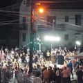 LESKOVAC: JEDNO VESELJE, TOLIKO PODELA – ZAŠTO SE TENZIJE PONOVO PODGREVAJU?