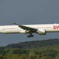 Vanredna situacija iznad Atlantika: SWISS Boeing 777 preusmeren na Azore zbog oštrog mirisa u kabini