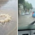 Gejzir u Valjevu, ulice poplavljene, kiša ne prestaje: Od ovog snimka svi zanemeli, "peške se ne može"