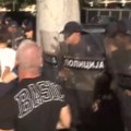 Napeto u Valjevu, sukob građana sa policijom