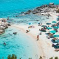 Novi porez koji će razbesneti turiste i krive su naše komšije: Uvodi se naplata čak i za peškir na plaži i evo koliko će…