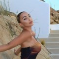 Maja Berović u minijaturnom bikiniju! Svi gledaju u tajni detalj na kukovima (foto)