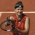 Karolina Muhova i Arina Sabalenka u polufinalu Rolan Garosa