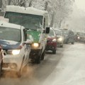 Oprez u vožnji zbog kiše i poledice AMSS: Pojedine deonice u Srbiji neprohodne zbog snega, na naplatnim stanicama bez…