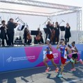 Tradicija se nastavlja: Beogradska filharmonija bodrila trkače „Beogradskog maratona“ na najtežoj deonici