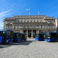 Vesić suptilno „prozvao“ Šapića zbog promene boje autobusa