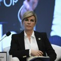Kolindi odlično ide biznis! Zvanično ima platu oko 800 €, ali su zato prihodi firme neverovatni