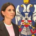 Nastavnici i vaspitači dobijaju Panik tastere u slučaju eventualnog incidenta u školama! Zamenica gradonačelnika Beograda…