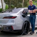 BMW testira prvu bateriju s čvrstim elektrolitom