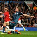 Ima nade za srpski fudbal: Nemanja Vidić nije odustao…