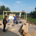 Mile iz Klokota dobija pravu kuću umesto kamp prikolice