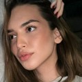 Rastanak joj je tesko pao: Hana Ikodinović u suzama