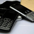 Poreska uprava: Privremeno zatvoreno 13 od 15 kontrolisanih radnji mobilnih telefona