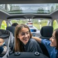 Detaljan vodič kroz ISOFIX sistem: Zašto je on zlatni standard za bezbednost dece u automobilu?