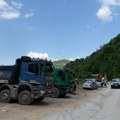 Počelo rušenje vikendica u vlasništvu Srba na Gazivodama, asistira tzv. kosovska policija