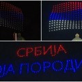 (Video) Svetlosna koreografija u Beogradu: Dronovi najavili sutrašnji skup ispred Skupštine Srbije