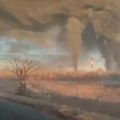 (Video) Jedan od najvećih napada na Moskvu! Sve je u plamenu: Juriš 900 dronova na prestonicu, kolaps na aerodromu, gore…