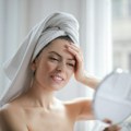 6 stvari koje žene sa blistavom kožom rade pre spavanja