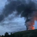 Ne zadržavajte se napolju: Ekstremno zagađen vazduh u Kraljevu zbog požara na smetlištu (VIDEO)