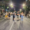 Grupa blokadera i pristalica opozicije ispred Predsedništva