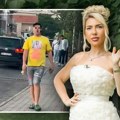 Jovana Jeremić van sebe od sreće, objavila snimak momka iz Crne Gore - ide ulicom, a na majici njen lik: "Imam fanove, drug mi…