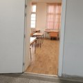 Blački osnovci uče bez knjiga – vlast obećala besplatne udžbenike, ali zakasnila sa tenderom
