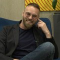 Crnogorska voditeljka napravila urnebesan lapsus u emisiji: Pevač prasnuo u smeh, jedva došao do daha