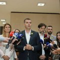 Savo Manojlović: Vlast slala privatno obezbeđenje da napadne srpske navijače u Rigi