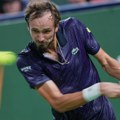Medvedev prvi put „slomio“ Tijena: Rus u četvrtfinalu Šangaja