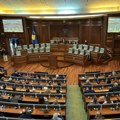 Odluka prištinskog ustavnog suda o skupštini: Nastavak maratonske sednice i politička neizvesnost