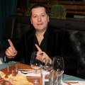 "Imao sam 100 kilograma" Pevač se uz pomoć ove dijete istopio: Iz ishrane je izbacio samo jednu namirnicu - ovo je njegov…