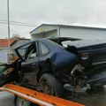 Teška saobraćajna nesreća kod Zrenjanina: Otac poginuo na licu mesta, maloletni sin lakše povređen (Foto)