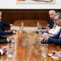 Vučić počeo konsultacije sa partijama: Prvo razgovori sa PS, SVM i SPP