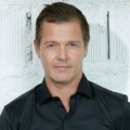 Pevač koji je operisan je pre nekoliko meseci ušao u proces surogat majčinstva: "To ne bi trebalo da bude tabu"