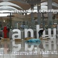 Na ovom aerodromu flaša vode košta oko 7,5 evra: Ovu cenu plaćaju putnici, ali postoji jeftinija opcija
