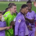 Haos na mestalji: Real u 100. minutu postigao gol za pobedu, ali je sudija već svirao kraj meča! (video)